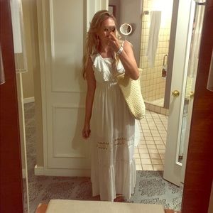 White long Maxi with lace